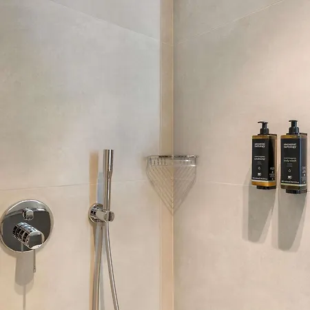 Mercure 4* تيرانا