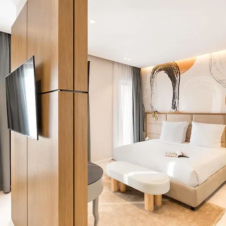 Mercure Tiran