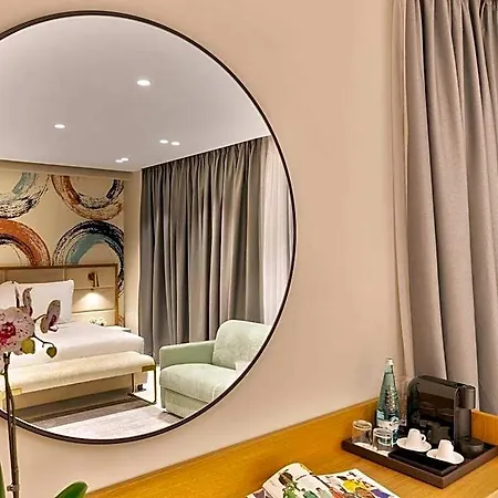 Mercure Tirana
